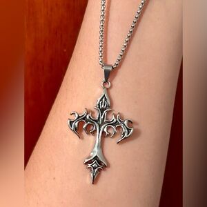 Flame Cross Necklace/Pendant Hip Hop Fashion Mens Jewelry Accessories New Silver